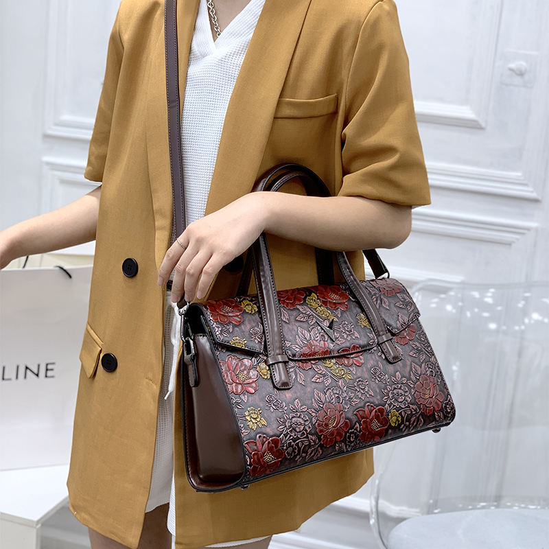 Vintage 3D reliëf bloemenhandt - Luxury Bags Vegan recensie en prijs